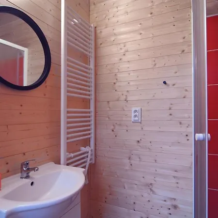 Luxe tent Jurty V Sadu Cesky Brod