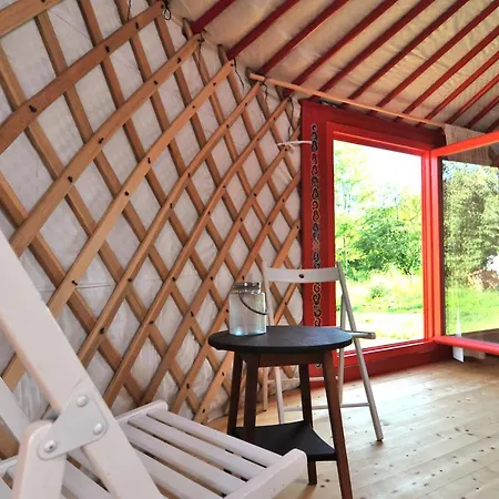 Jurty V Sadu * Cesky Brod