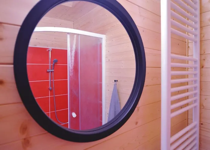 Luksustelt Jurty V Sadu *