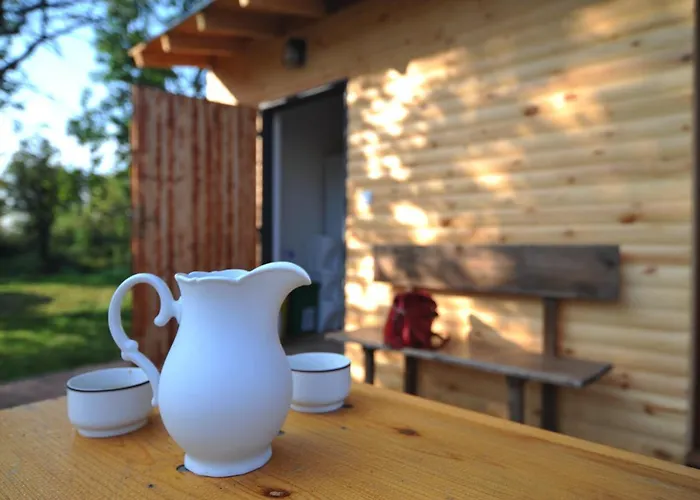 Jurty V Sadu Luksustelt *