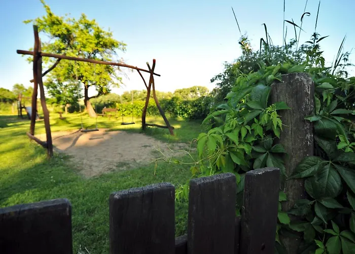 Jurty V Sadu Luksustelt *