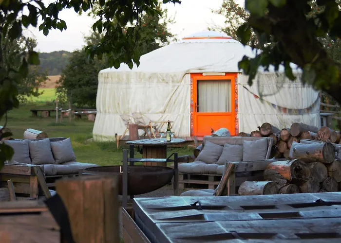 Jurty V Sadu Luxussátor *