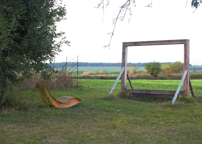 Luksustelt Jurty V Sadu *